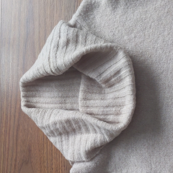 Oversized wool turtleneck / beige / M - Picture 3 of 6